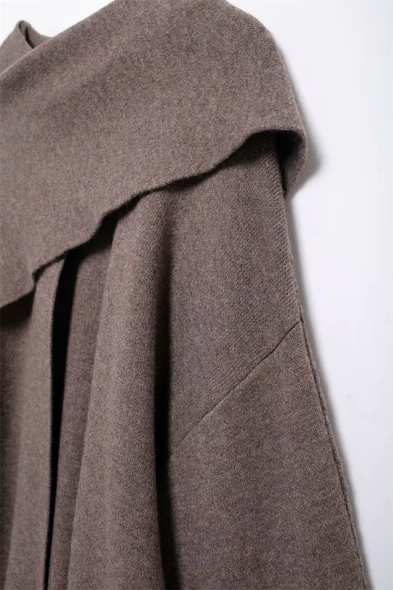 Capella | Viral Cape Coat